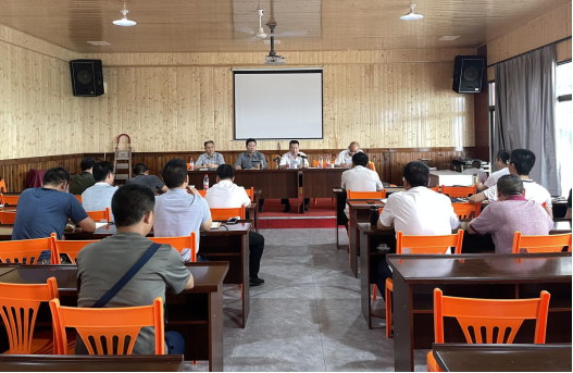 7.9 萬南公司黨委組織召開2021年第五次中心組學(xué)習(xí)會暨黨史學(xué)習(xí)教育專題讀書班(第三期).png